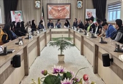گفتگو با نسل جدید زمینه شناسایی نیازهای آن ها را فراهم خواهد کرد